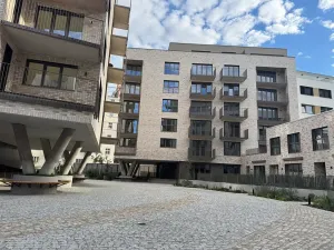 Pronájem bytu 2+kk, Brno, Bratislavská, 57 m2