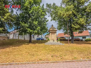 Prodej rodinného domu, Praha - Dolní Počernice, Listopadová, 302 m2