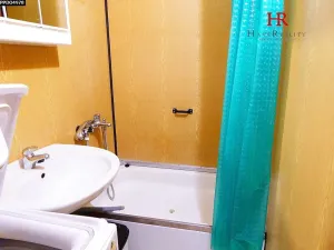 Pronájem bytu 1+1, Bystřice, Družstevní, 37 m2