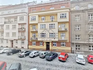 Prodej bytu 2+1, Praha - Bubeneč, Kyjevská, 64 m2