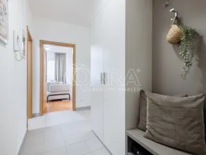 Prodej bytu 3+kk, Praha - Uhříněves, V kuťatech, 66 m2