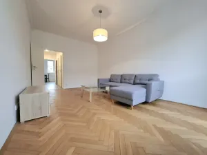 Pronájem bytu 2+1, Pardubice - Zelené Předměstí, Devotyho, 58 m2