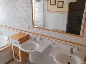 Prodej rodinného domu, Jesenice, Vestecká, 369 m2