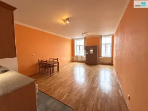 Pronájem bytu 1+kk, Praha - Vysočany, Kolbenova, 43 m2
