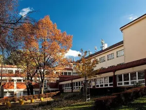 Prodej bytu 4+kk, Praha - Dolní Chabry, Obslužná, 101 m2