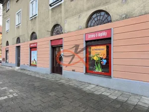Pronájem obchodního prostoru, Rožnov pod Radhoštěm, Náměstí Míru, 84 m2