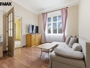 Prodej bytu 2+1, Karlovy Vary - Drahovice, Mattoniho nábřeží, 49 m2