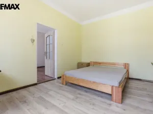 Prodej bytu 2+1, Karlovy Vary - Drahovice, Mattoniho nábřeží, 49 m2