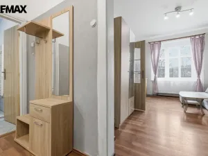 Prodej bytu 2+1, Karlovy Vary - Drahovice, Mattoniho nábřeží, 49 m2