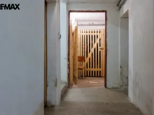 Prodej bytu 2+1, Karlovy Vary - Drahovice, Mattoniho nábřeží, 49 m2