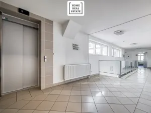 Pronájem kanceláře, Kolín, Rubešova, 256 m2