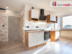 Pronájem bytu 2+1, České Budějovice - České Budějovice 2, M. Horákové, 52 m2