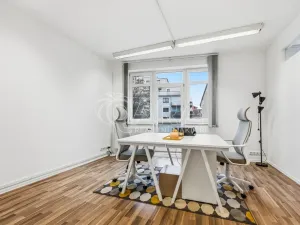 Pronájem kanceláře, Praha - Kobylisy, Nad Šutkou, 58 m2