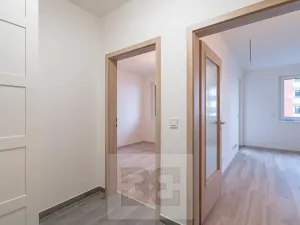 Pronájem bytu 2+kk, Praha - Hlubočepy, Fabiánové, 42 m2