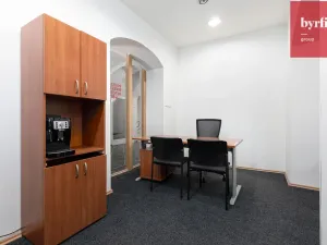 Pronájem kanceláře, Opava, Dolní náměstí, 27 m2