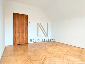 Pronájem bytu 1+1, Domažlice, náměstí Míru, 31 m2