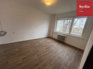 Pronájem bytu 2+1, Krnov - Pod Bezručovým vrchem, 45 m2