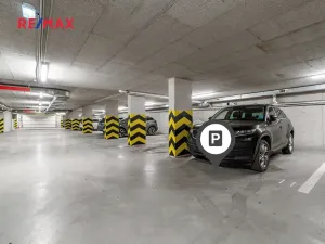 Pronájem bytu 2+kk, Horoměřice, Karla IV., 53 m2