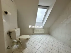 Prodej bytu 2+kk, Beroun, Náměstí Joachima Barranda, 57 m2