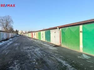 Pronájem garáže, Hradec Králové, Bratří Štefanů, 17 m2