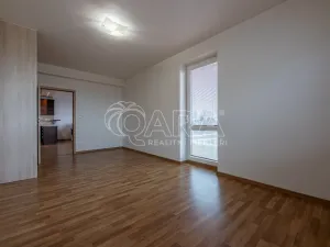 Pronájem bytu 2+kk, Praha - Zličín, Tvrdonická, 58 m2