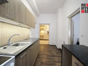 Prodej bytu 2+1, Liberec - Liberec XXXIII-Machnín, Rynoltická, 67 m2