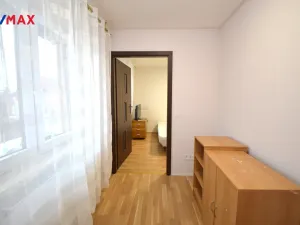 Pronájem bytu 2+kk, Olomouc, Čelakovského, 42 m2