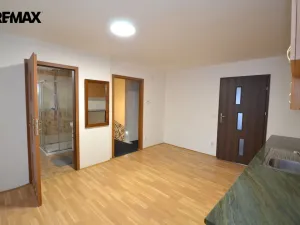 Pronájem bytu 2+kk, Olomouc, Čelakovského, 42 m2