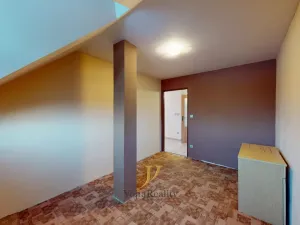 Prodej rodinného domu, Senička, 153 m2