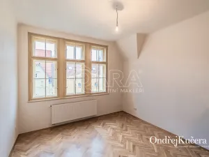 Pronájem bytu 2+kk, Praha - Staré Město, Kaprova, 60 m2