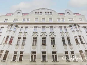 Pronájem bytu 2+kk, Praha - Staré Město, Kaprova, 60 m2