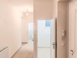 Pronájem bytu 2+kk, Praha - Staré Město, Kaprova, 62 m2