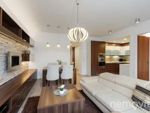 Prodej bytu 3+kk, Praha - Podolí, Na dolinách, 86 m2