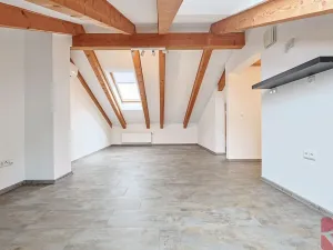 Pronájem bytu 4+1, Praha - Žižkov, Na Jarově, 122 m2