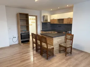 Prodej bytu 3+kk, Praha - Zbraslav, Žabovřeská, 74 m2