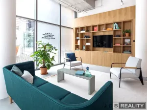 Pronájem kanceláře, Praha - Karlín, Karolinská, 60 m2