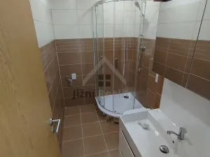 Prodej bytu 3+1, České Budějovice, Průběžná, 61 m2