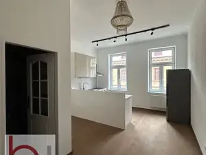 Pronájem bytu 2+1, České Budějovice, Matice školské, 71 m2