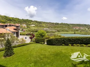 Prodej bytu 2+kk, Kavarna, Bulharsko, 91 m2