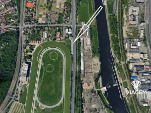 Prodej podílu pole, Praha, 196 m2