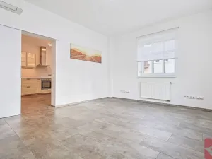 Pronájem bytu 4+1, Praha - Žižkov, Na Jarově, 63 m2