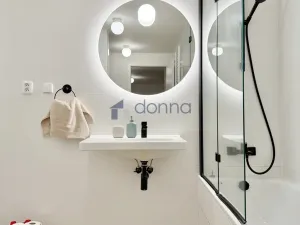 Pronájem bytu 3+1, Praha, Milíčova, 90 m2