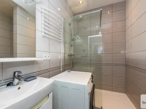 Prodej bytu 3+kk, Šestajovice, Komenského, 77 m2