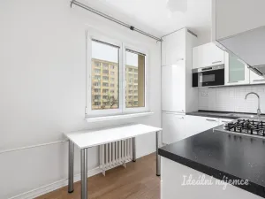 Pronájem bytu 2+1, Praha - Břevnov, Na Petřinách, 58 m2