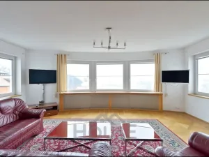 Pronájem vily, Praha - Smíchov, Nový Zlíchov, 839 m2