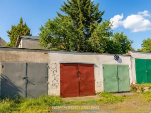 Prodej garáže, Znojmo, Kuchařovická, 19 m2