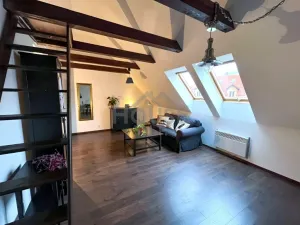 Prodej bytu 1+kk, Praha - Vysočany, Novovysočanská, 37 m2