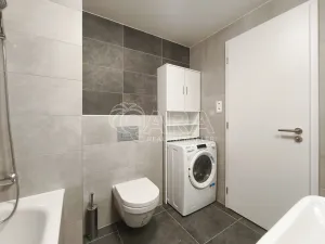 Pronájem bytu 2+kk, Praha - Malešice, Azzoniho, 51 m2