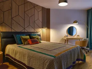 Pronájem garážového stání, Praha - Strašnice, Ramonova, 64 m2