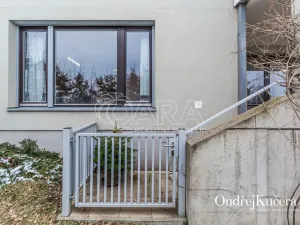 Pronájem bytu 4+kk, Praha - Dolní Chabry, K Beranovu, 188 m2